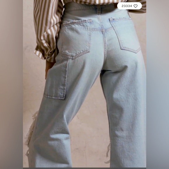 Free People Tinsley Baggy High Rise in the color Ripper (light blue) Size 29 - Picture 5 of 13